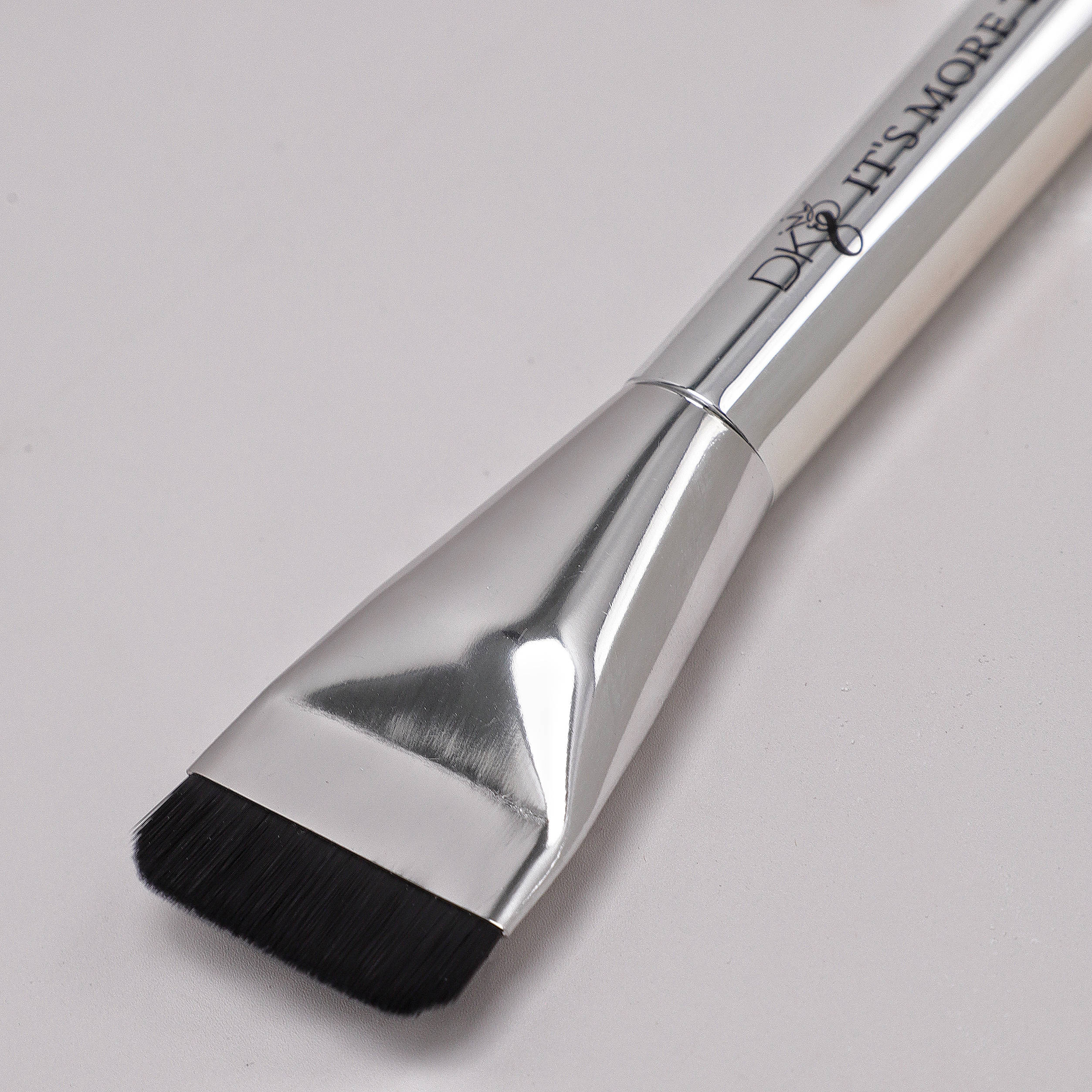 wig adhesive brush applicator