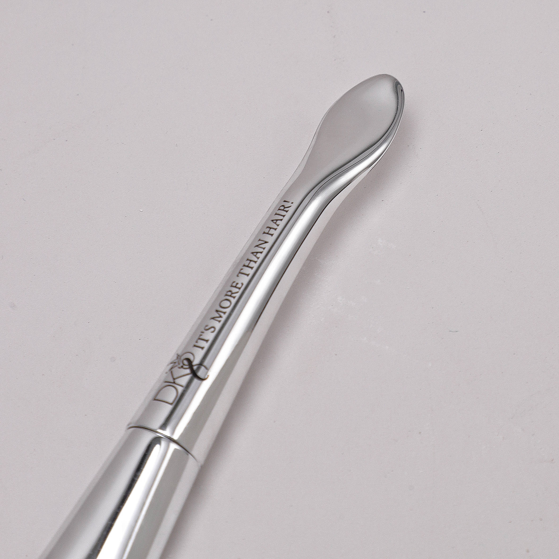 adhesive application brush - Handle easy to hold